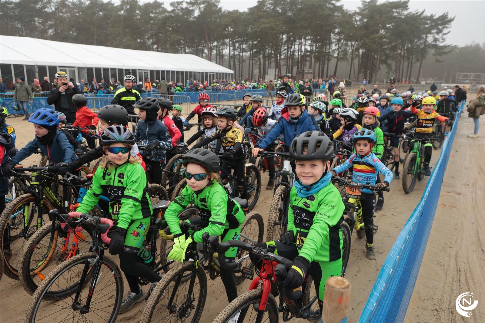 Krawatencross jeugdinitiatie