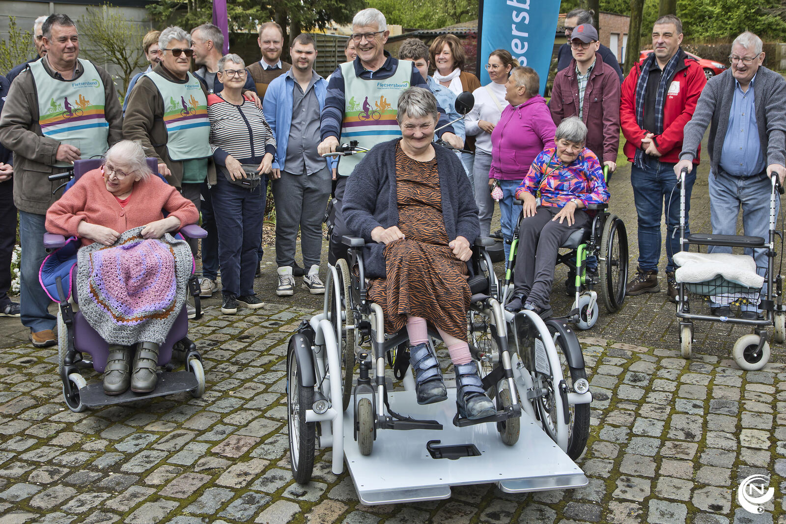 WZC De Troon : rolstoelplateaufiets