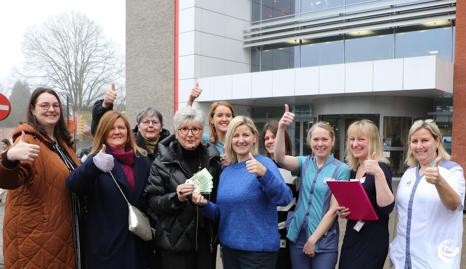 Herentals Boekt cheque aan AZ Herentals