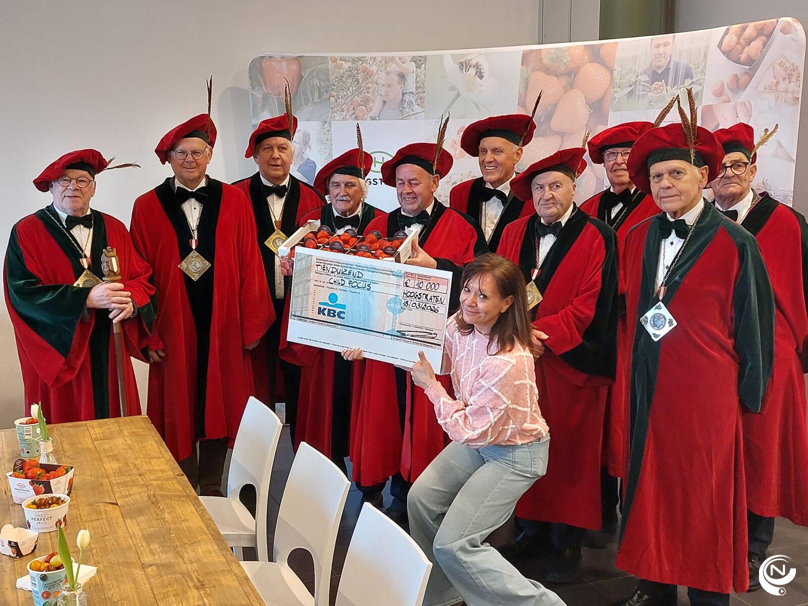 Hoogstraten cheque ten voordele van Child Focus