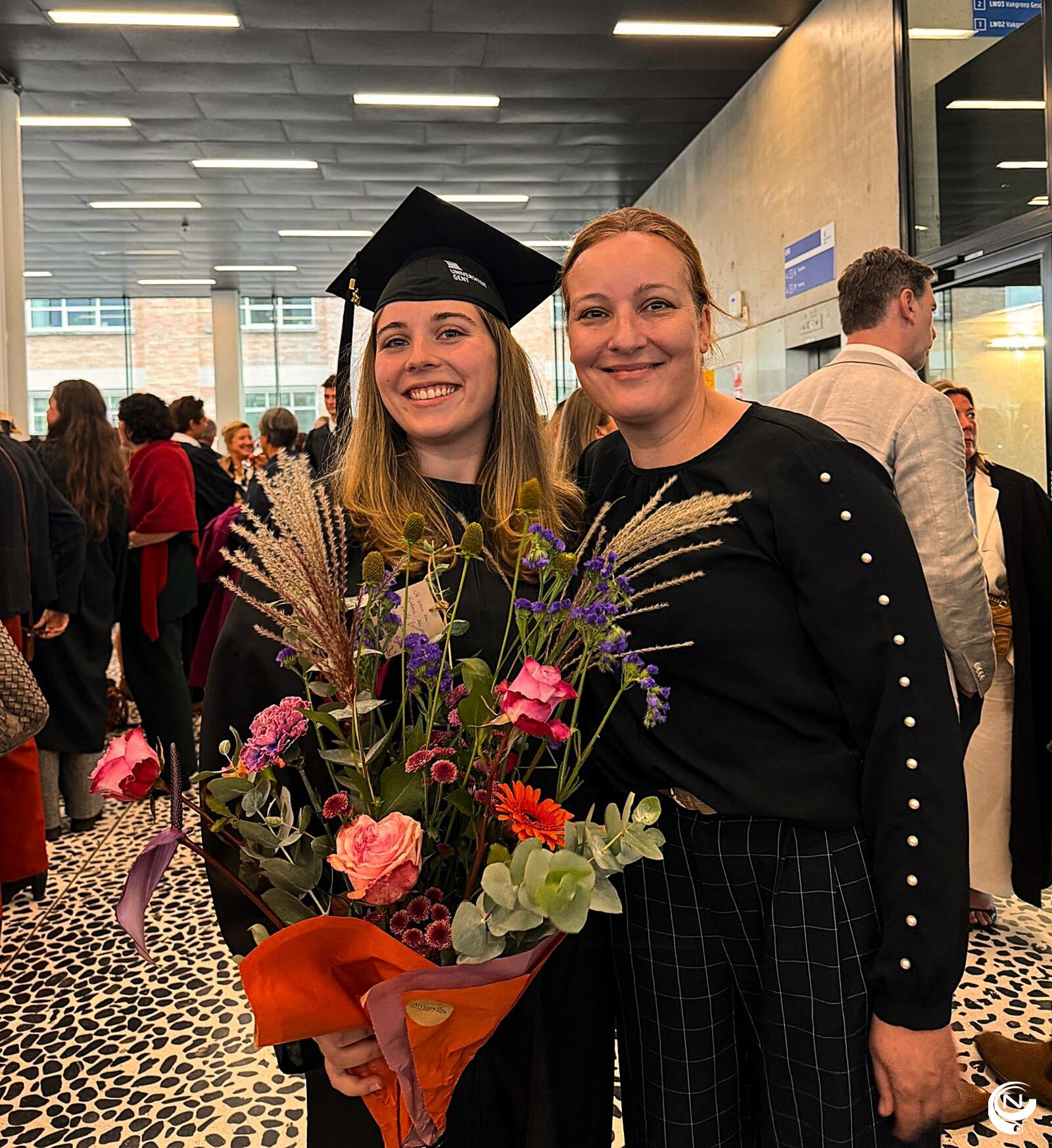 Mara de Koning na diploma-uitreiking UGent