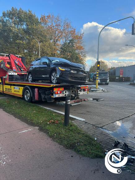 2 gewonden bij ongeval aan Hoogbuul Olen buurt OVI Vleeswaren