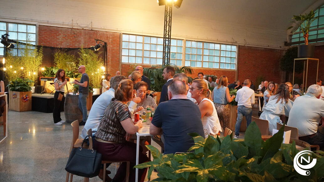 Maandagavond zakten zo'n 900 partners, klanten, medewerkers af naar Golfclub Witbos voor de viering 50 Jaar Agora Culinair.     Het werd een feest pur sang.