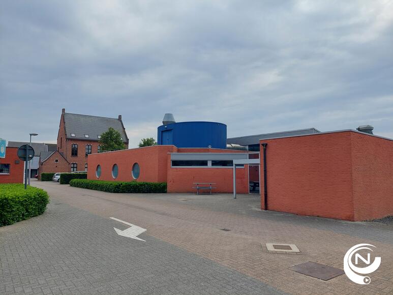 Oude zwembadgebouw Lille