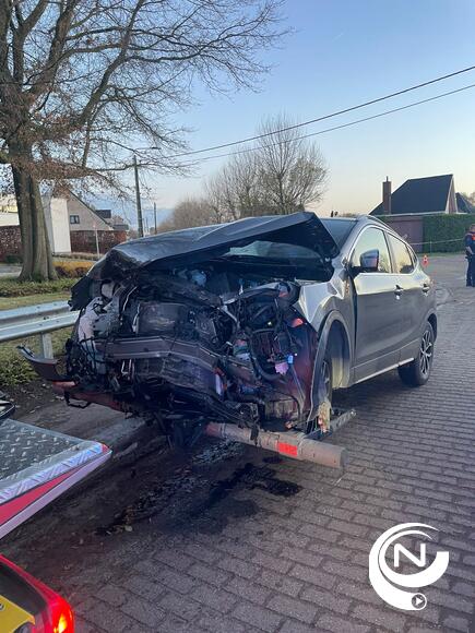 3 voertuigen botsen aan kruispunt Hezewijk - Herentalseweg Olen