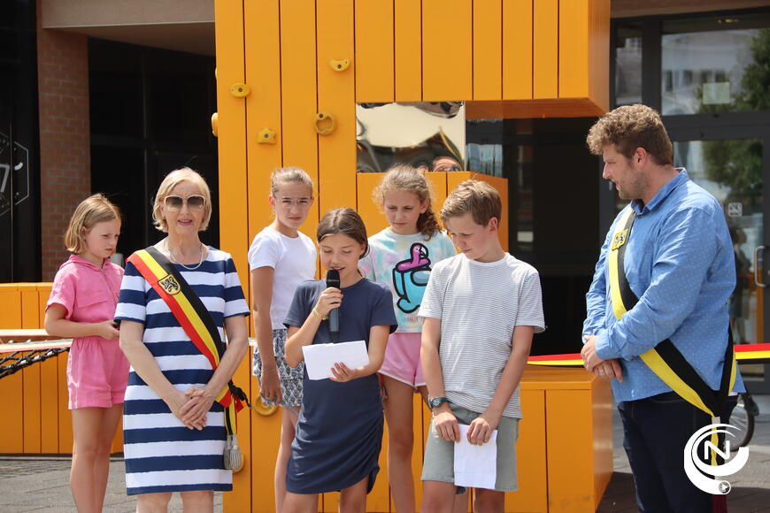 GEEL op Markt