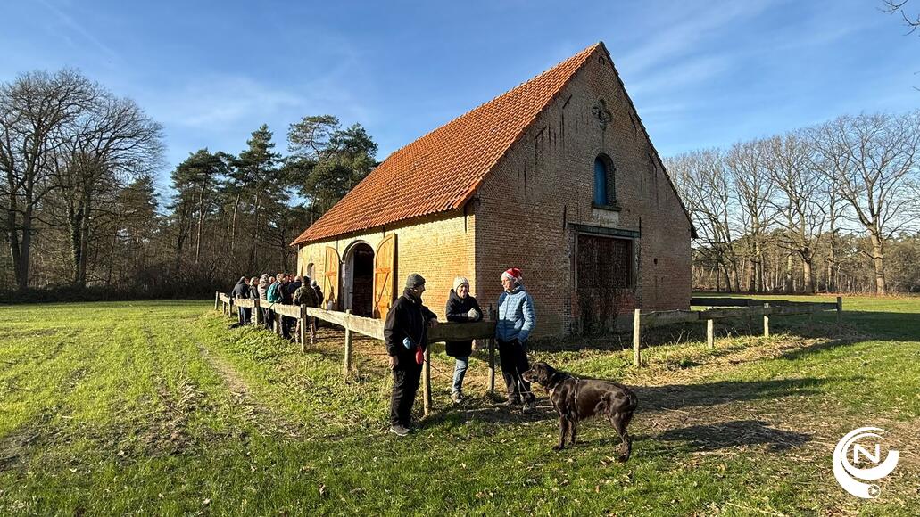 "Lopen & wandelen is bij ons  ondergeschikt aan écht VERBROEDEREN op de Kerstloop en bij de KASTEELLOPERS !", onderstreept Louis Hufkens.
