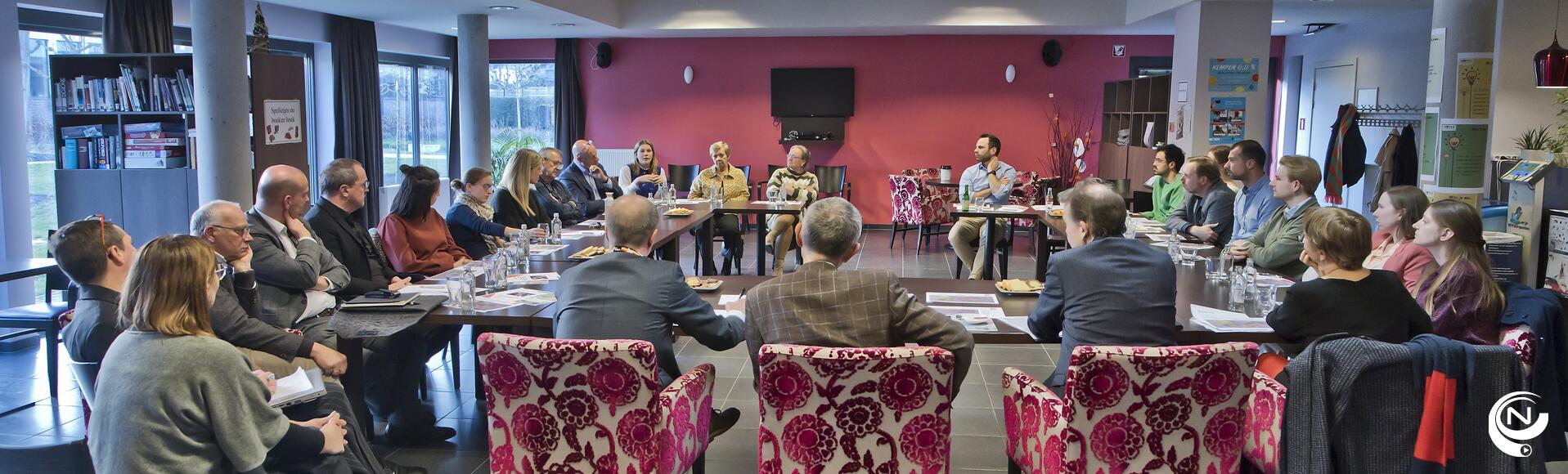 Minister Frank Vandenbroucke  op werkbezoek in de PIOEN Vorselaar