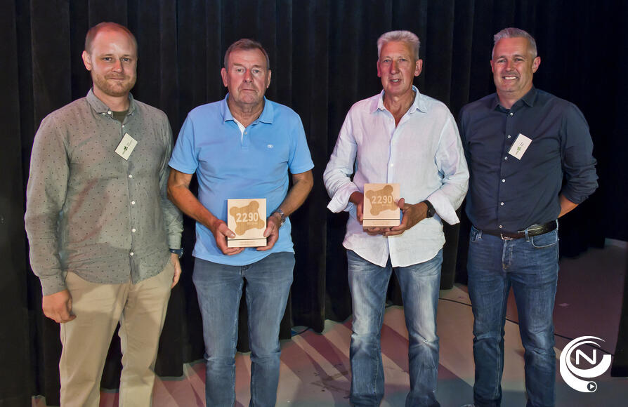 Al wie het voorbije jaar op een uitzonderlijke manier zich heeft onderscheiden binnen het vrijetijdsleven kon vrijdagavond rekenen op duidelijke waardering én een origineel blijvend aandenken : Het Kaakje.