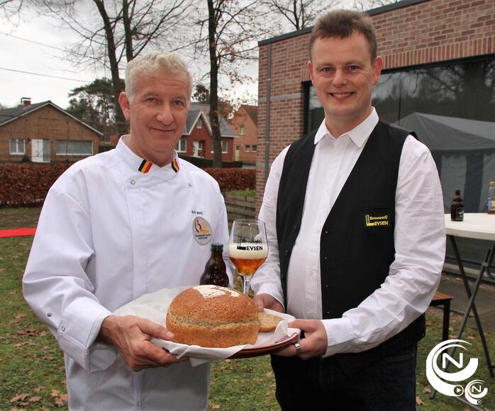 Bakkerij Sus Mens : 135 jaar vakmanschap - opendeurdag op 18 mei -- foto samen met brouwer Jorge Leysen - foto Johan Temmerman