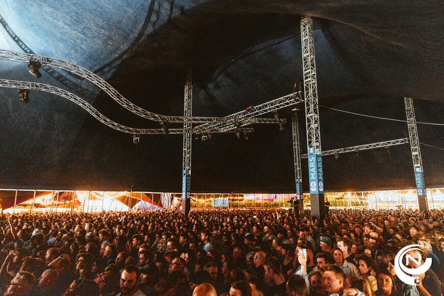 Uitverkochte 25e Gladiolen knalt eerste nacht in : ambiance!