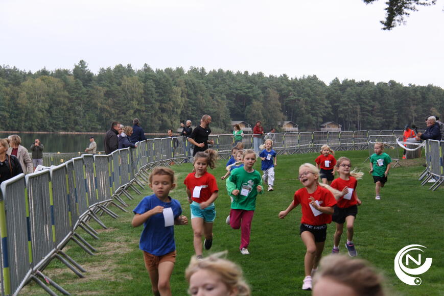 812 leerlingen lopen samen tijdens scholenveldloop in Lille