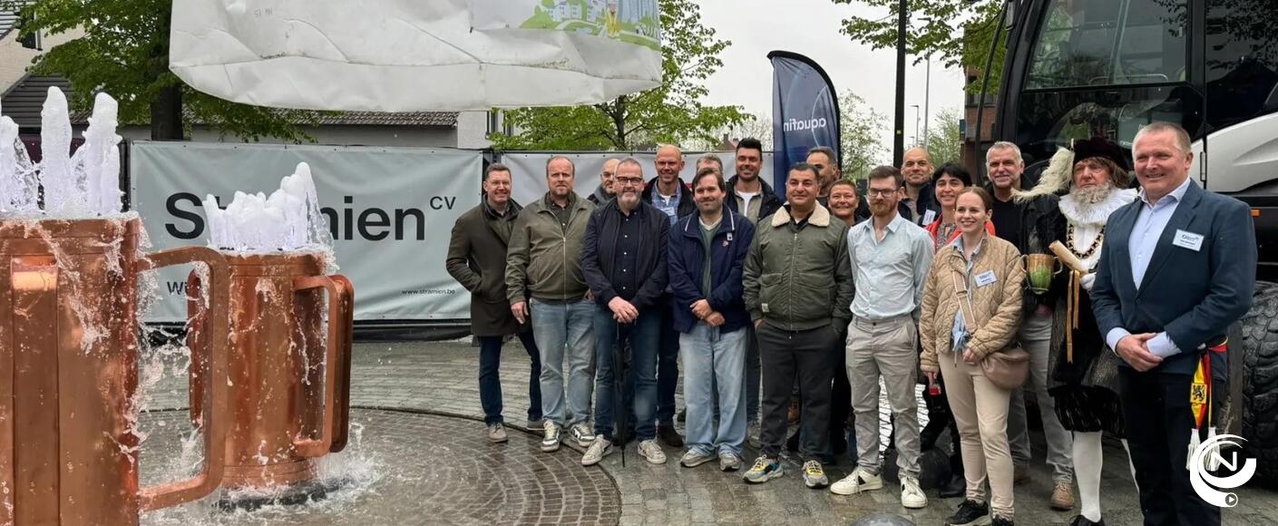 Olen in feest : herinrichting dorpscentrum afgewerkt, koperen Pottenfonteinen spuiten weer 'dé Olense ziel'