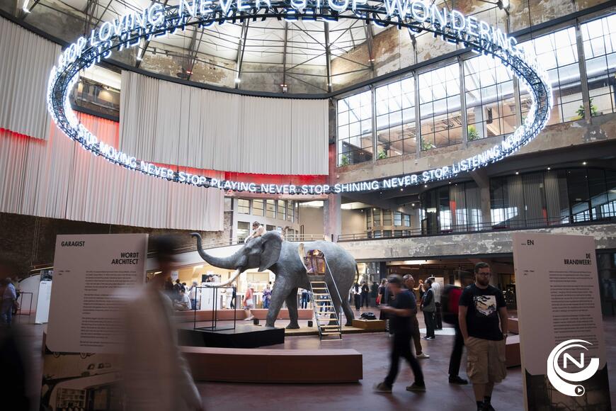 Openingsfeest cc ’t Schaliken met 'open-olifant' 