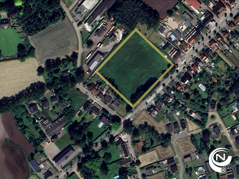 Luchtzicht vroegere terreinen FC Gierle