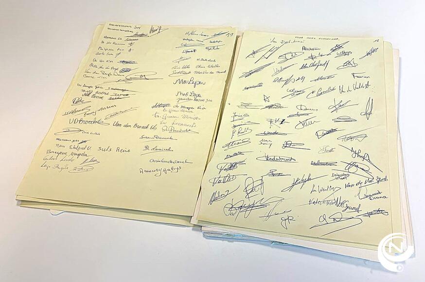 2.100 inwoners tekenen petitie voor 2e supermarkt in hun dorp : "We hebben dit écht nodig"