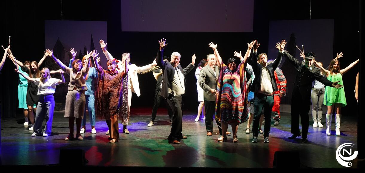 Hertalse Revue Theaterspektakel niet te missen -  foto Alex Leys