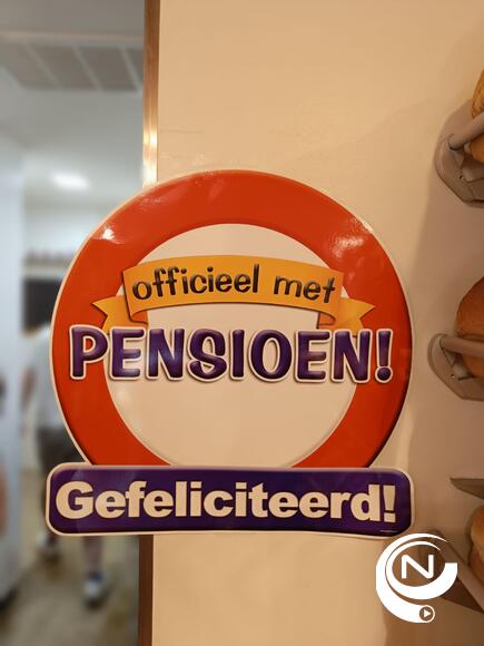 Sandra uitgewuifd : met pensioen 