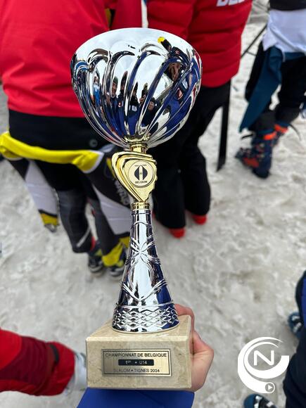 Ski-talent Leyla Proost uit Noorderwijk Belgisch Kampioen U14 meisjes slalom in France 🇫🇷 Tignes