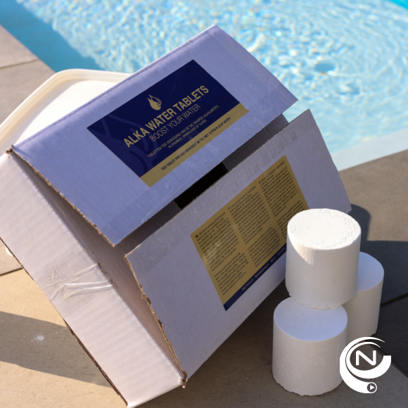 Zwembad in balans met AlkaWaterTablets