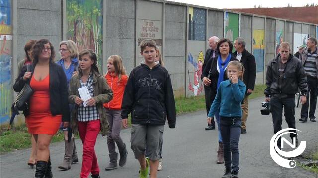 Olense kunstenaars toveren samen met Olense kinderen fabrieksmuur Umicore om tot Glamuur 