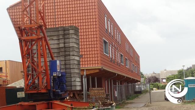 Buurtbewoners Elzenstraat Herenthout boos omdat door werkzaamheden hun buurt werd afgesloten 