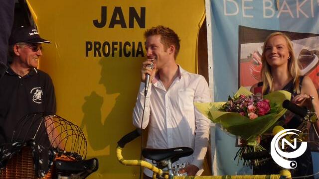 1.000 Olenaars uit de bol voor hun Tourheld Jan Bakelants - foto's en HD video's