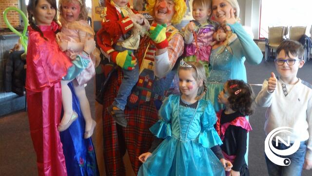 Veel volk op benefiet slachtoffers brandramp centrum Herentals 