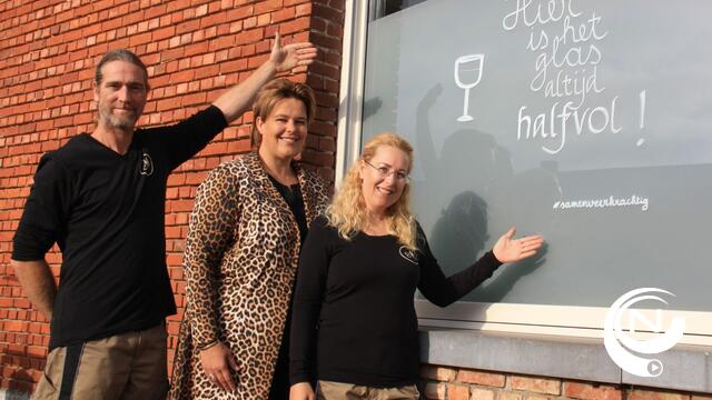 Lilse handelaars plaatsen spreuken op etalages voor meer mentale weerbaarheid