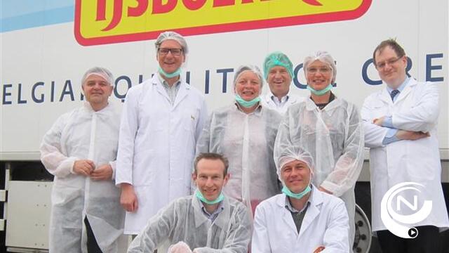 Burgemeester en schepenen Kasterlee bezoeken IJsboerke