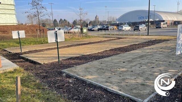 Petanquers welkom op vernieuwde petanquebanen site Den Uyt Mol
