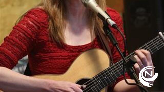 Knap lunchconcert Sarah McQuaid in Stadsmagazijn Antwerpen