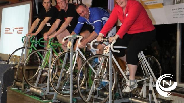 Spetterende koers op rollen en wielerbeurs in Campus De Vesten