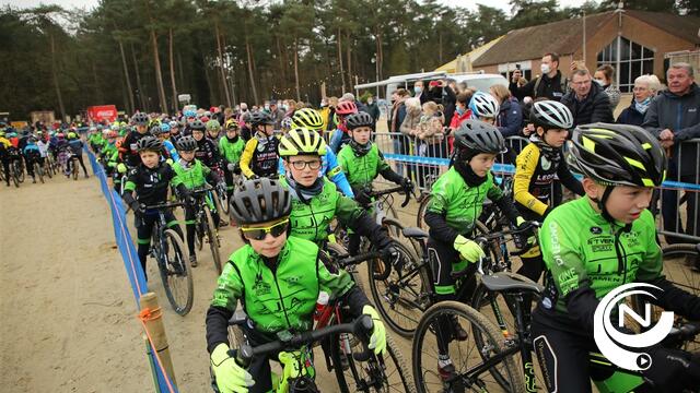 Krawatencross mag mét publiek 5.000 supporters nu zondag - extra foto's