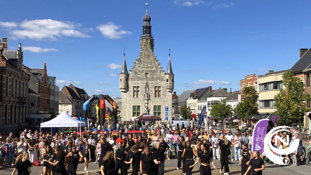 Tina Van Roy : "4e editie Herentals Beweegt! brengt sport en ontmoeting naar verkeersvrije stadscentrum"