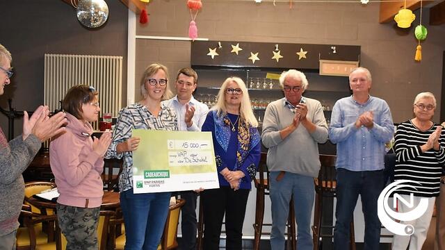 De Vrienden van het Arabisch Paard schenken €15.000 aan vzw De Schakel
