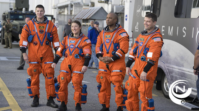 Liftoff! Eerste NASA astronauten in meer dan 50 jaar op weg naar de maan - beelden 