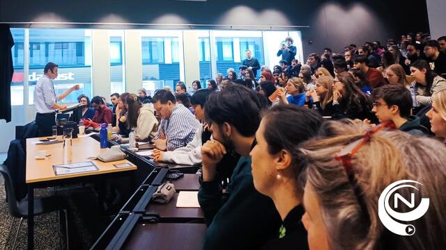 Minister Van Tigchelt geeft gastcollege aan studenten Rechtspraktijk en Account-Fiscaliteit aan KdG