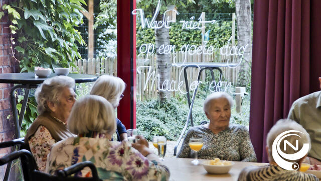 Bewoners van WZC De Wijngaard in markante fototentoonstelling :  “Uniek beeld van dagelijks leven in wzc”