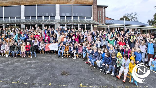Basisschool De Zandloper Nijlen wipt eerste tegels van nieuwe groene speelplaats - extra foto's