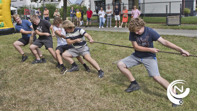 Gezellige drukte op Molekenskermis - extra foto's