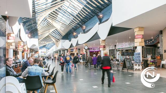 Corona-maatregelen regering - Shoppingcenters blijven open