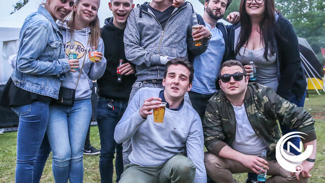  Jongeren drinken en roken minder, maar "preventie blijft belangrijk"
