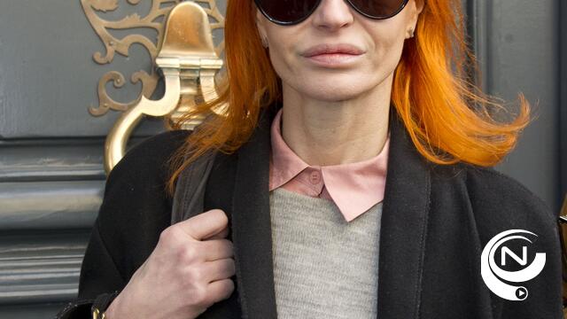 Axelle Red sluit eerste dag Na Fir Bolg af