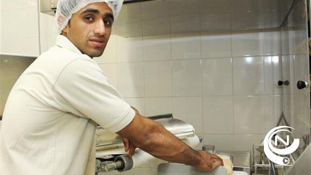 Leerling-bakker na ongeval weer aan de slag bij Bakker Bert 