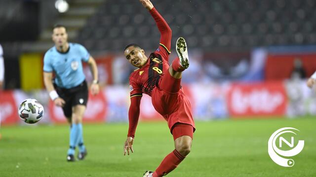 Duivels dribbelen zakelijk voorbij Engeland en staan dicht bij Final Four : 2-0