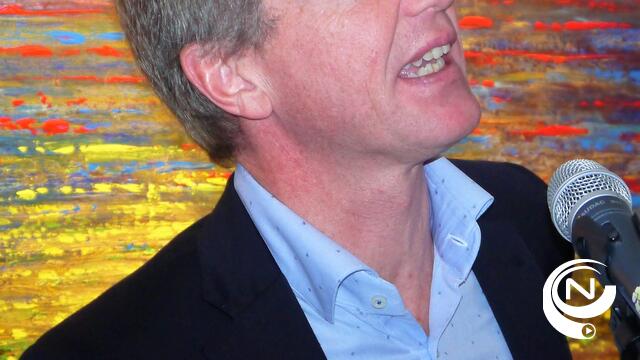 Burgemeester Jan Bertels trapt Voka Zomerstages af 