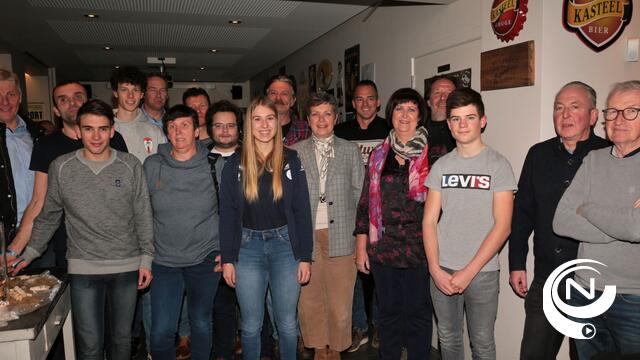 Medaillewinnaars BK uit Lille krijgen intense viering @Staminee De Crawaett : 'Opnieuw 5 medailles in Lille'
