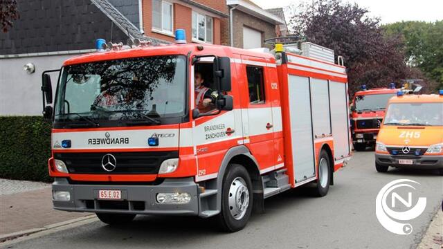 Brandweer Zandhoven vist menselijk been uit Albertkanaal 