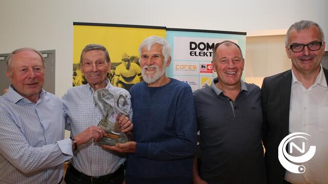 GP Rik Van Looy over 150km in regio Neteland : eindfeestje aan standbeeld Rik